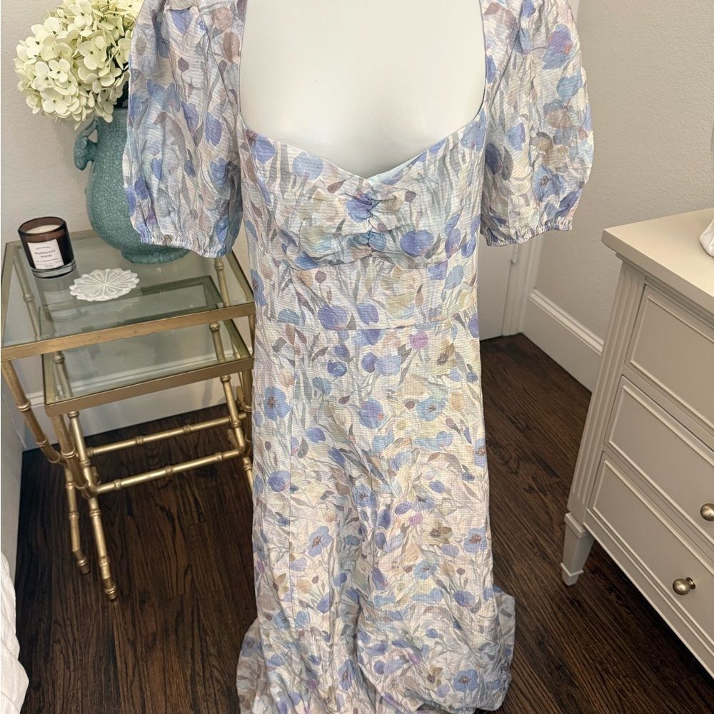 Astr the Label Irma Print Puff Sleeve Maxi Dress
MM16 - Picture 4 of 7